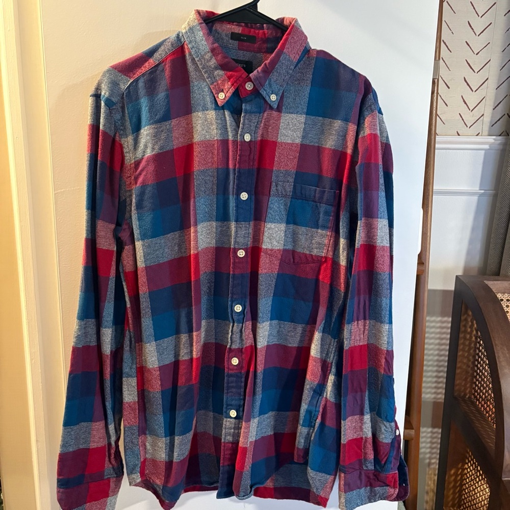 J.Crew | Men’s Slim Long Sleeve Button Down Shirt